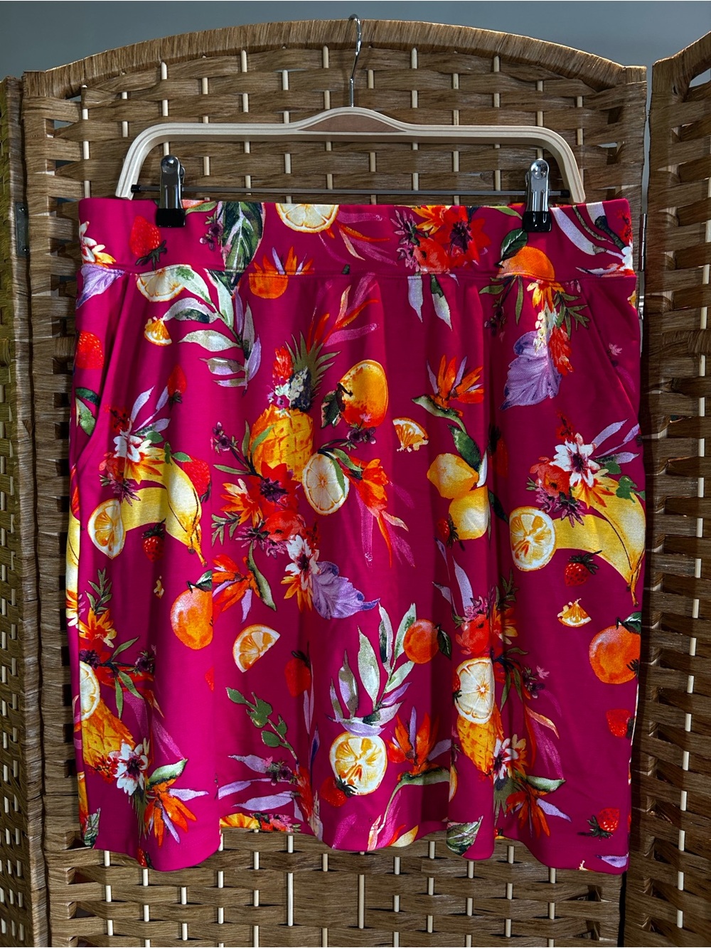 d&co 🍋🏖️Pull on Skort Tropical Fruit Print Built In Shorts L Resort Vaca